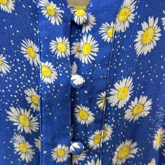 PURE COLLECTION V-NECK TOP. - Picture 4 of 11